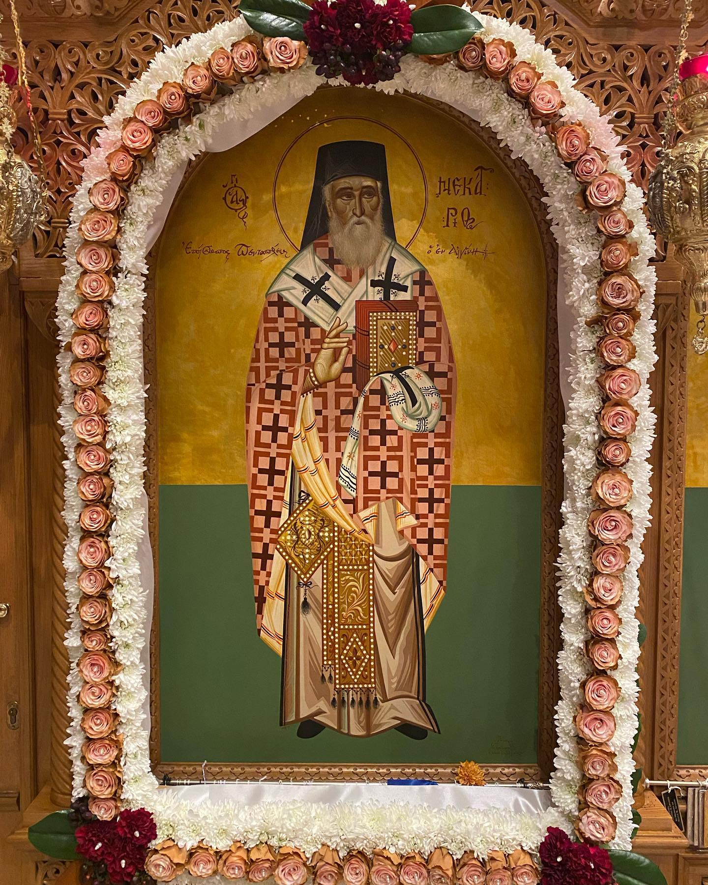 St-Nec-Web-StNec-Feast-B Icon of St. Nectarios on his feast day
